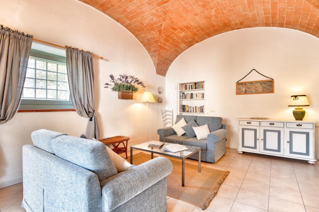 سان جيمينيانو Appartamenti Villa La Fonte المظهر الخارجي الصورة
