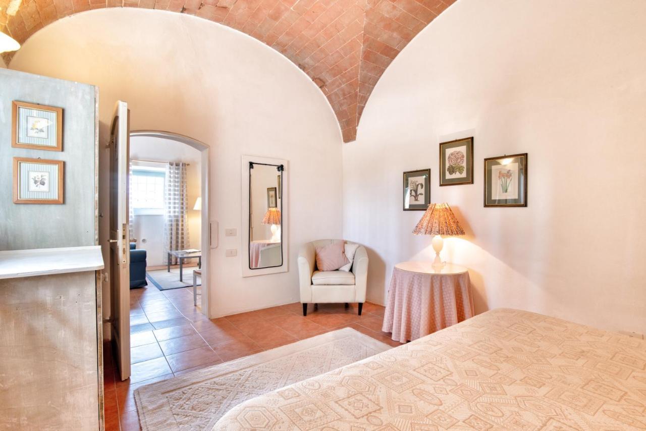 سان جيمينيانو Appartamenti Villa La Fonte المظهر الخارجي الصورة